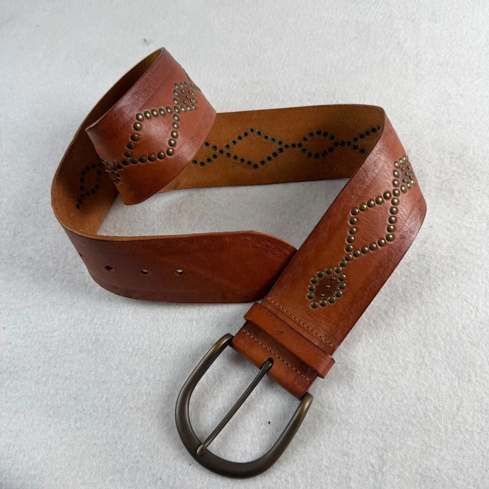 Fossil Brown Leather Studded Western Belt Womens Medium BT2986 231 Brass Buckle